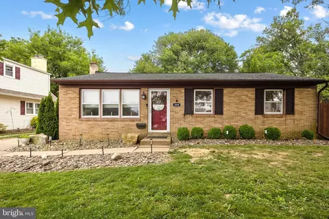 209 Castello Ave, Hatboro, PA 19040
