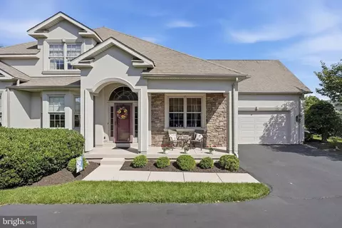 265 Country Club Dr, Telford, PA 18969