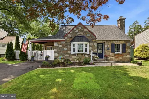207 Bensal Rd, Hatboro, PA 19040
