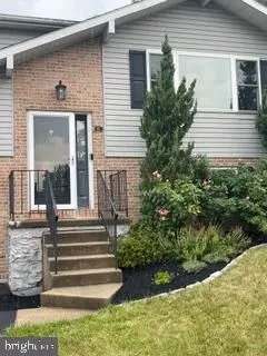 62 Taylor Ct, Boyertown, PA 19512