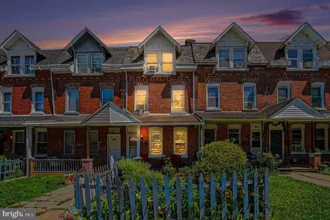 742 Haws Ave, Norristown, PA 19401