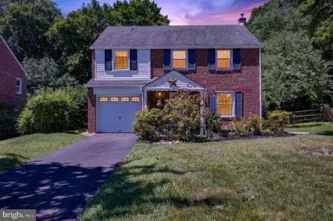 128 Boncouer Rd, Cheltenham, PA 19012