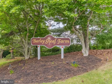 144 Barley Sheaf Dr #44, Norristown, PA 19403