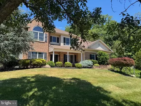 129 Sunrise Dr, North Wales, PA 19454