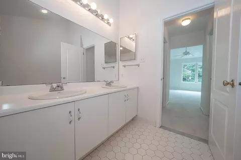 Entry Way - 112 Lemonton Way, Wayne, PA 19087 photo 3 of 5