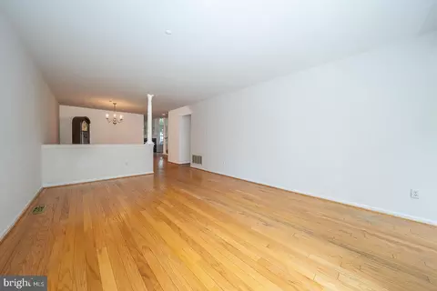 Living - 112 Lemonton Way, Wayne, PA 19087 photo 8 of 17