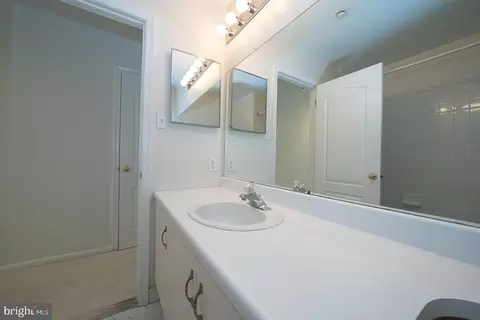 Bath - 112 Lemonton Way, Wayne, PA 19087 photo 6 of 6