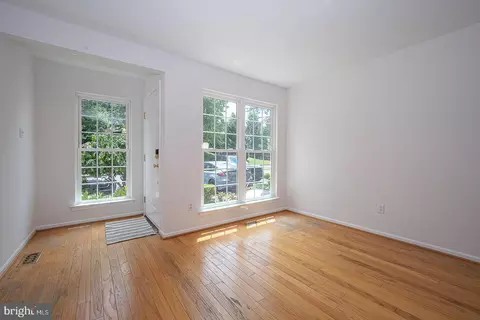 Living - 112 Lemonton Way, Wayne, PA 19087 photo 2 of 17
