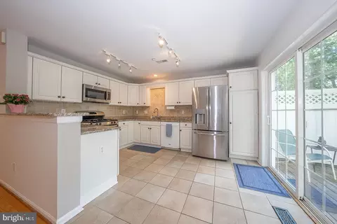 Kitchen - 112 Lemonton Way, Wayne, PA 19087 photo 2 of 2