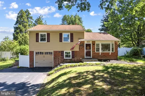 234 Arundel Ave, Horsham, PA 19044