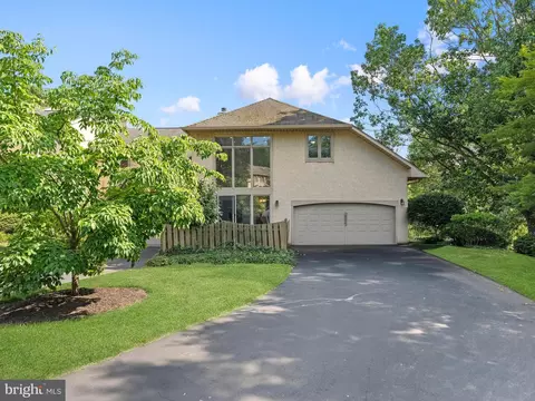 455 Copper Beech Cir, Elkins Park, PA 19027