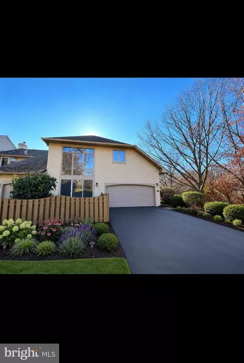 455 Copper Beech Cir, Elkins Park, PA 19027