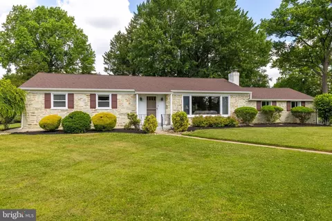 3882 Whitman Rd, Huntingdon Valley, PA 19006