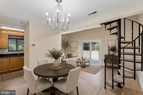 20 Montgomery Ave #D, Bala Cynwyd, PA 19004