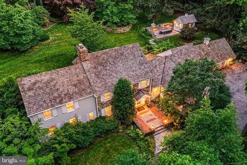 1431 Beaumont Dr, Gladwyne, PA 19035