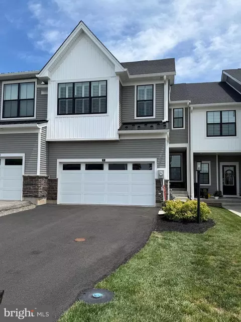 11 Umbrell Dr, Norristown, PA 19403