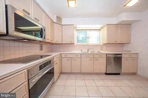 Kitchen - 696 Forest Rd, Wayne, PA 19087 photo 1 of 3