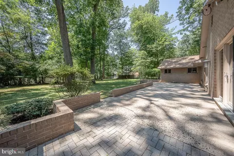 Exterior - 696 Forest Rd, Wayne, PA 19087 photo 6 of 10