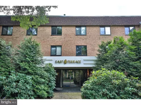 1650 Oakwood Dr #E212, Penn Valley, PA 19072