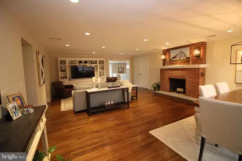 335 Freed Rd, Harleysville, PA 19438