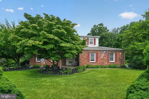 3025 Green Ridge Dr, East Norriton, PA 19403
