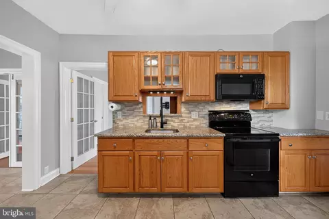 Kitchen - 417 Summit Ave, Fort Washington, PA 19034 photo 1 of 1