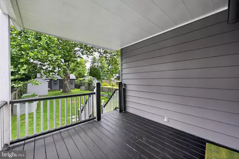 Exterior - 417 Summit Ave, Fort Washington, PA 19034 photo 3 of 8