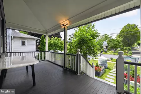 Exterior - 417 Summit Ave, Fort Washington, PA 19034 photo 2 of 8