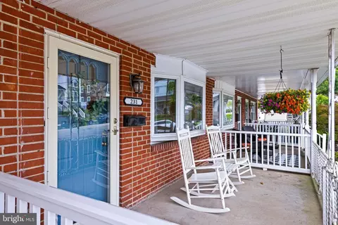 231 E Seventh Ave, Conshohocken, PA 19428