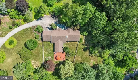 View/Area - 445 General Washington Rd, Wayne, PA 19087 photo 1 of 5