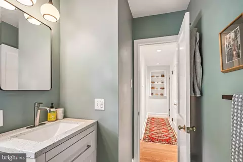 Entry Way - 445 General Washington Rd, Wayne, PA 19087 photo 2 of 2