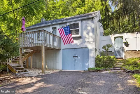 247 Pinetown Rd, Norristown, PA 19403