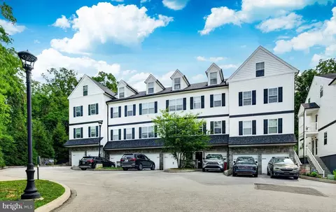 123 Colwell Ln, Conshohocken, PA 19428
