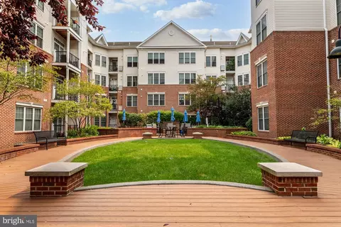 300 W Elm St #2223, Conshohocken, PA 19428