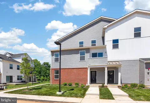 244 Chapel Ct #86B, Norristown, PA 19401