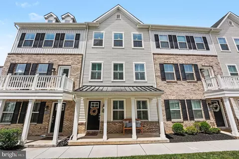 11 Karpovich Aly, Bridgeport, PA 19405