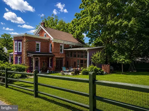 1630 Salford St, Harleysville, PA 19438