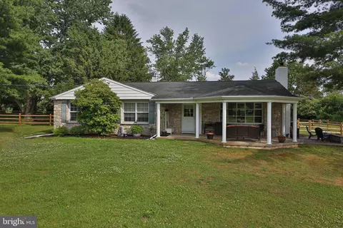 2850 Thompson Rd, Harleysville, PA 19438