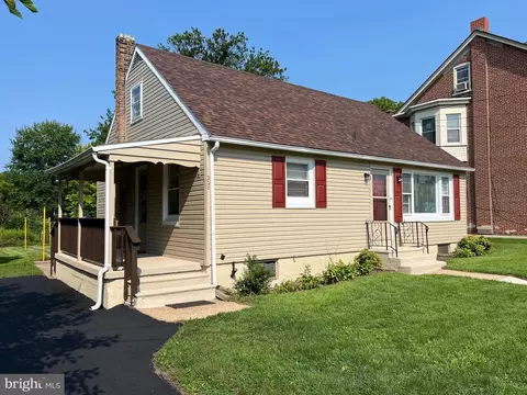 220 Glasgow St, Pottstown, PA 19464