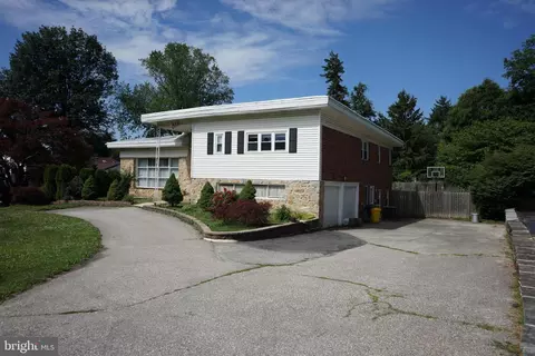 1104 Gainsboro Rd, Bala Cynwyd, PA 19004