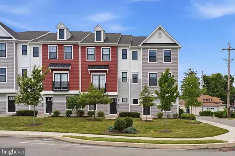 35 Third Ave, Collegeville, PA 19426