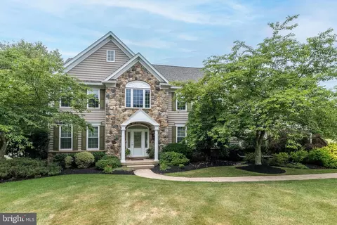 650 Grantham Ln, Harleysville, PA 19438