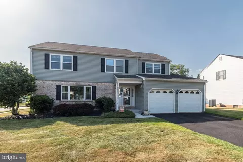 140 Elio Cir, Royersford, PA 19468