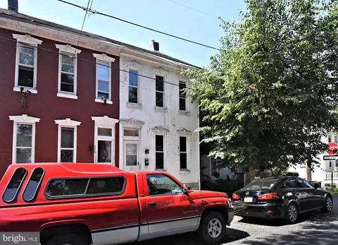 346 W Walnut St, Pottstown, PA 19464