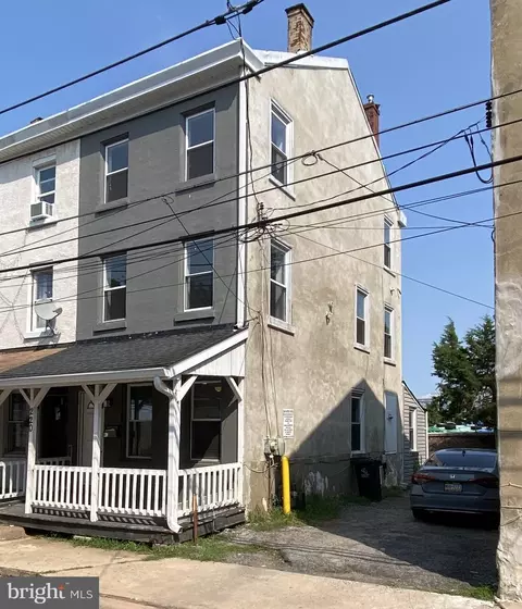 220 Pearl St, Norristown, PA 19401