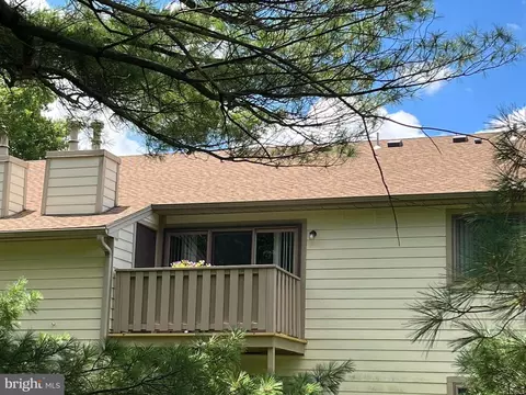 608 Thornton Ct #608, North Wales, PA 19454