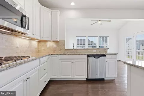 7 Montella Cir, Pottstown, PA 19464