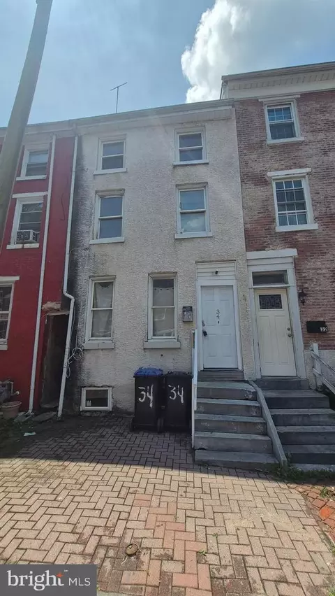 34 E Chestnut St, Norristown, PA 19401