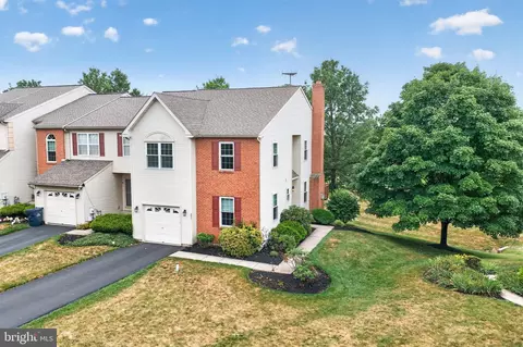 321 Hamilton Dr, Harleysville, PA 19438