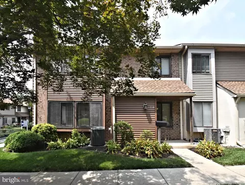 22 Fitzwatertown Rd UNIT A-10, Willow Grove, PA 19090